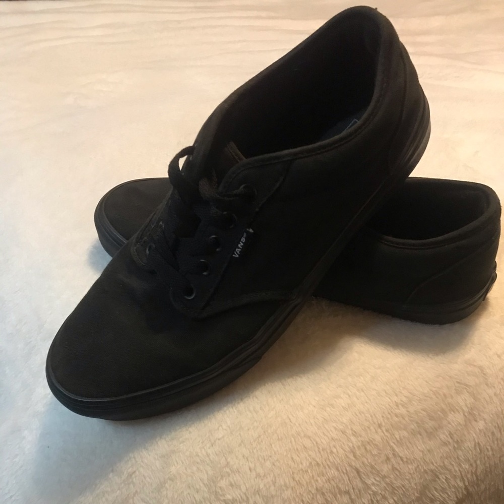 Men’s Vans Black Low Top